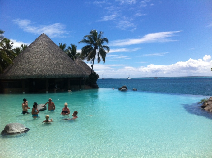 dreamy Tahiti ...in real life at the Beachcomber