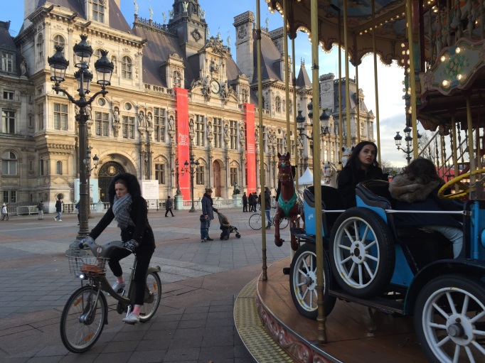 Hotel de Ville + bicycle + musical carousel = Paris in a nutshell
